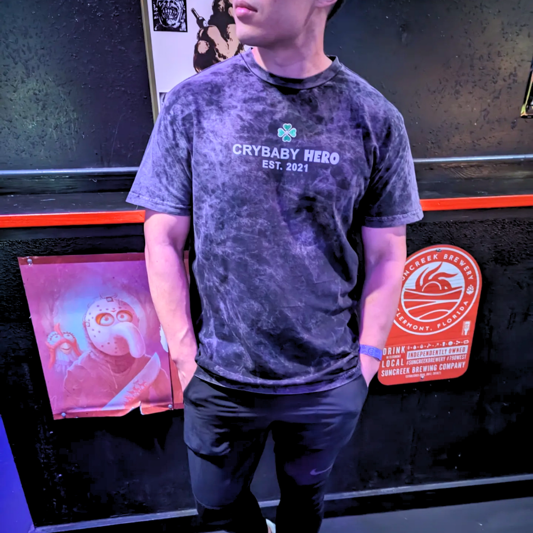 CRYBABY HERO - Tee Vintage Cloud Black
